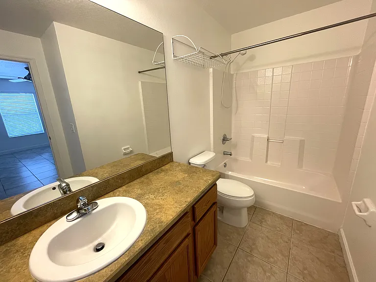 2600 Revolution St #105 — Photo 20