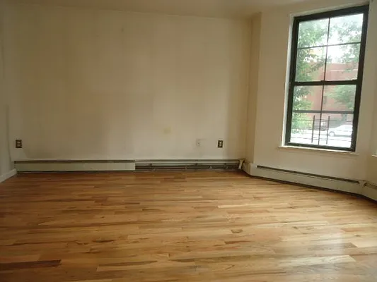 Rented by Hakeem Shahid, LREB | media 15