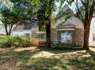 1126 E Sunshine St, Springfield, MO 65807