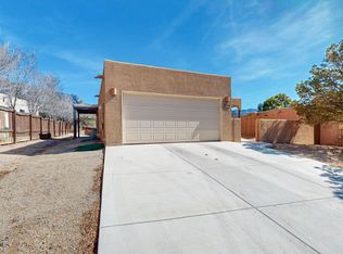 2821 Tramway Cir NE, Albuquerque, NM 87122