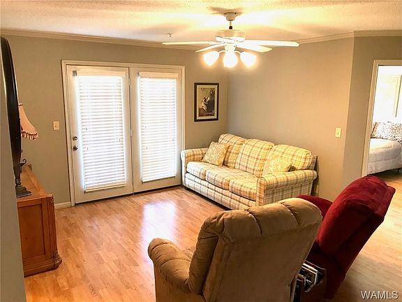 2nd image of 2301 Veterans Memorial Pkwy #513