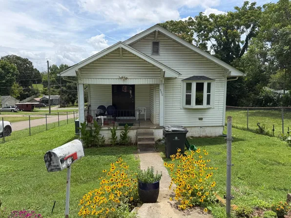 900 W Emerald Ave, Knoxville, TN 37921