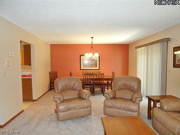 4th image of 19364 Bradford Ct