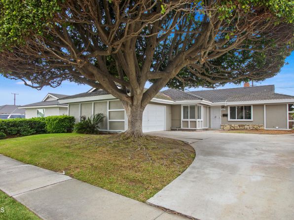 12817 Meadow Green Rd, La Mirada, CA 90638