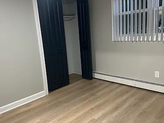 4th image of 16947 Wolf Rd #4
