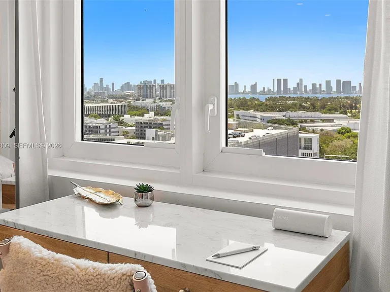 2301 Collins Ave #1533 — Photo 23