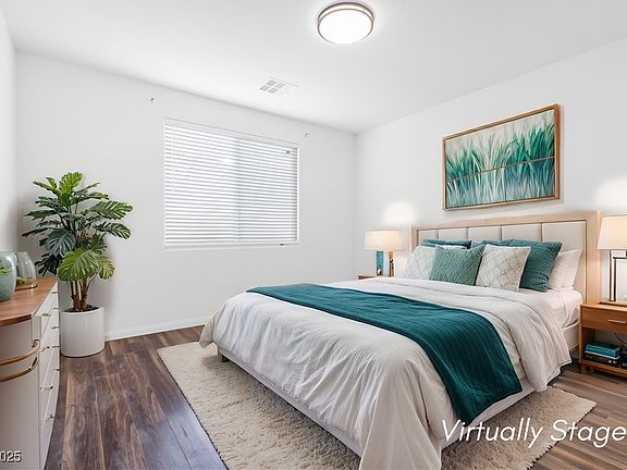 5th image of 10946 Mount Goyer St