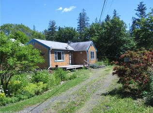 20 Spicer Ln, Saint George, ME 04860