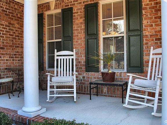 3rd image of 4449 Pine Bluff Cir
