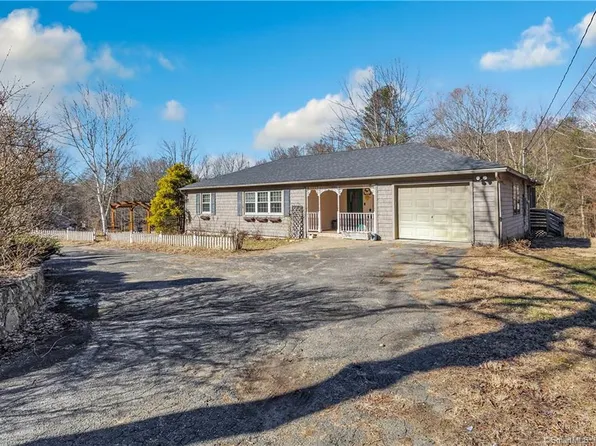 34 Furnace Brook Road, Cornwall, CT 00675