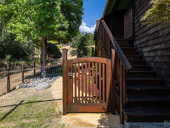 4th image of 764 Calistoga Road