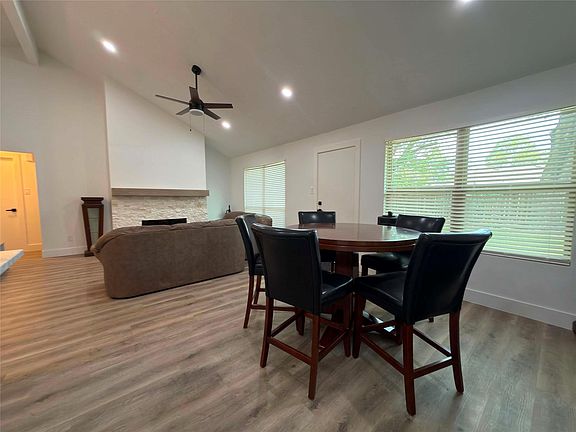 4th image of 21530 Fir Creek Ln
