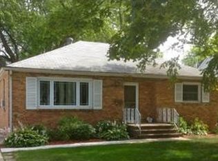 1186 Bond St, Green Bay, WI 54303