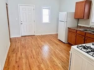 5th image of 4144 W Kamerling Ave #1