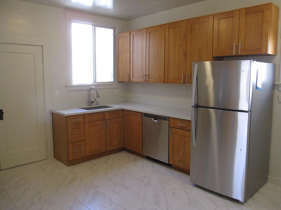 1st image of 404 12th Ave #5