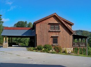 246 Dendy Orchard Rd, Franklin, NC 28734