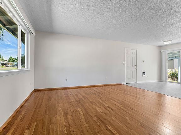3rd image of 7311 NW 1st Ave