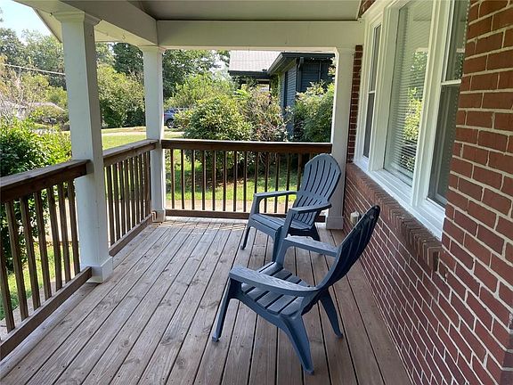 2nd image of 2511 E Tupelo St SE