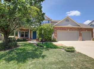 1911 Mullikin Dr, Champaign, IL 61822