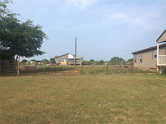 4th image of 2733 Sundown Dr
