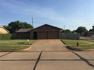 3900 Dentwood Ter, Del City, OK 73115