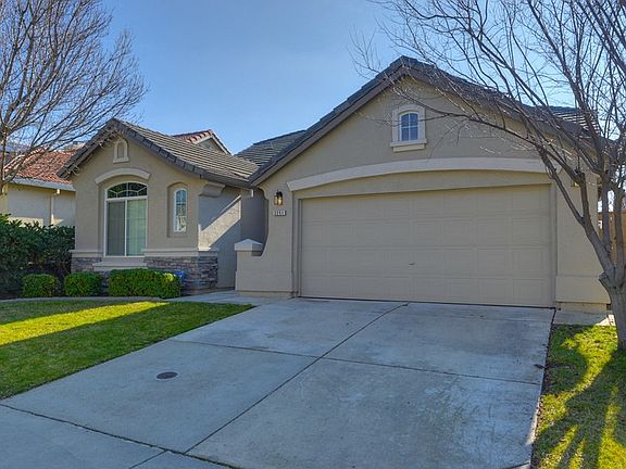3rd image of 2251 Vail Ct