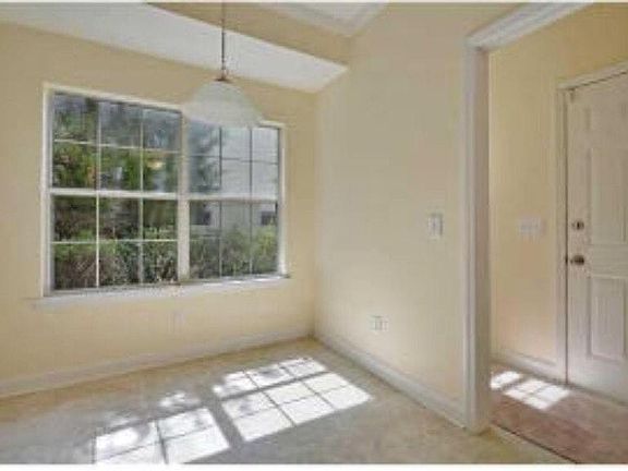Breakfast area and laundry area