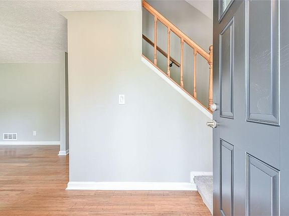 3rd image of 1340 Taylor Oaks Dr