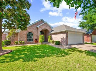 5425 Appalachian Way, Fort Worth, TX 76123