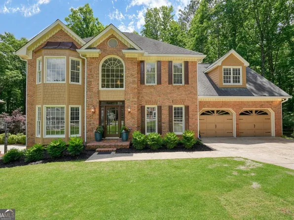 816 Bermuda Run, Woodstock, GA 30189