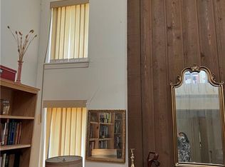 88 Lookout Ridge Dr, Columbus, IN 47201