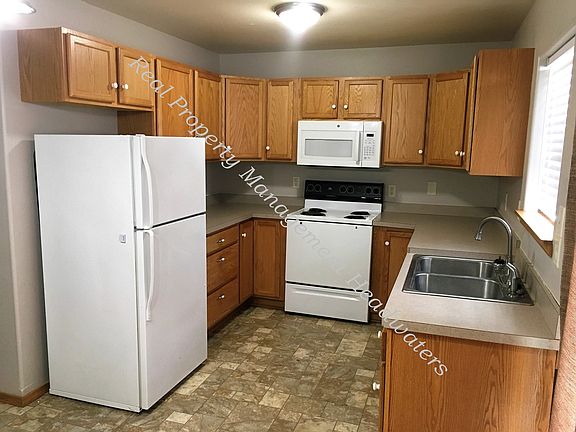 2nd image of 3838 Tulip St Unit 1