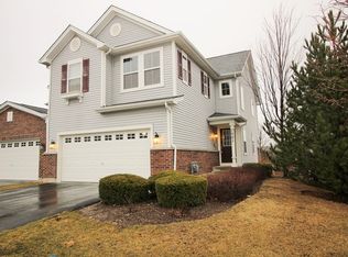 1501 Yosemite Cir, Crystal Lake, IL 60014
