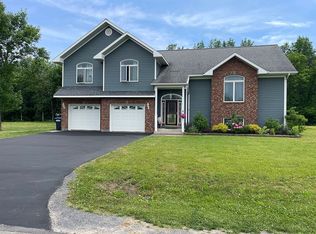 42 Facteau Ave, Plattsburgh, NY 12901