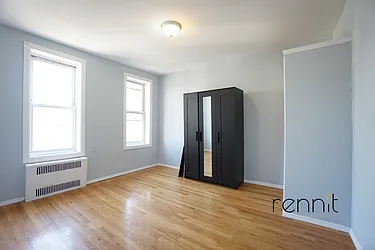 Rented by Rennit Inc.