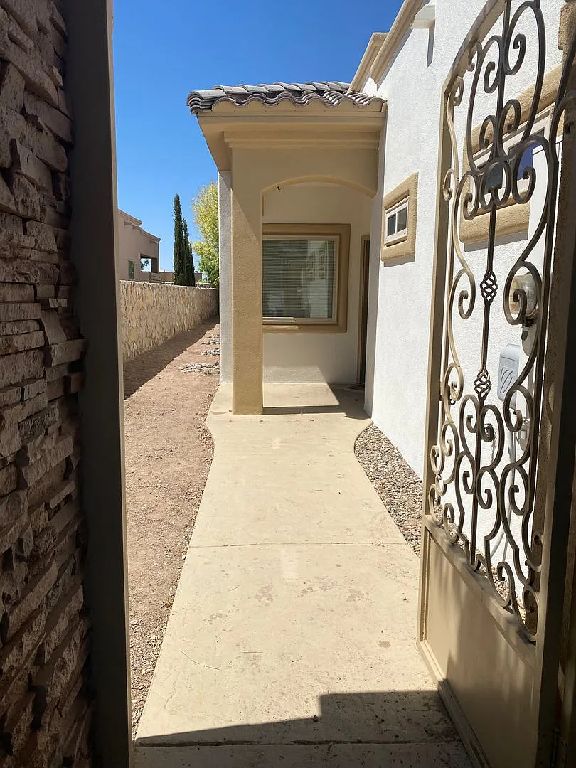 Discover Exceptional Living at 4206 B Tres Ninos in Sonoma Ranch! — Photo 2