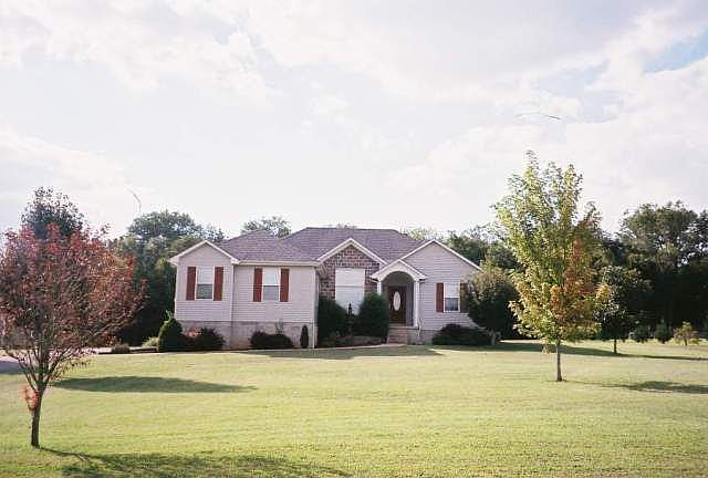 1st image of 129 Cody Ct