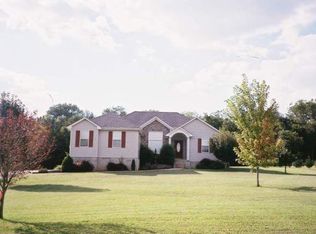 129 Cody Ct, Bowling Green, KY 42101
