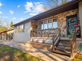 845 Alyeska Point Road, Lampe, MO 65681