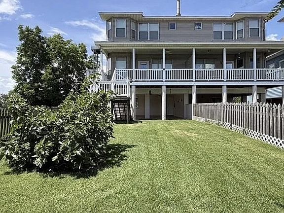 2nd image of 130 Northshore Cir