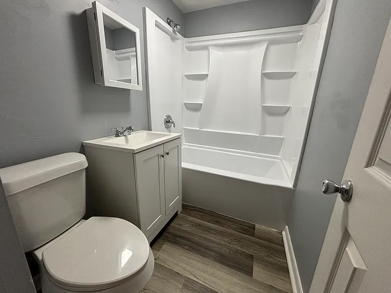 489 Delmar Ave #489 — Photo 9