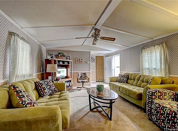 4th image of 236 Lansdale Ave