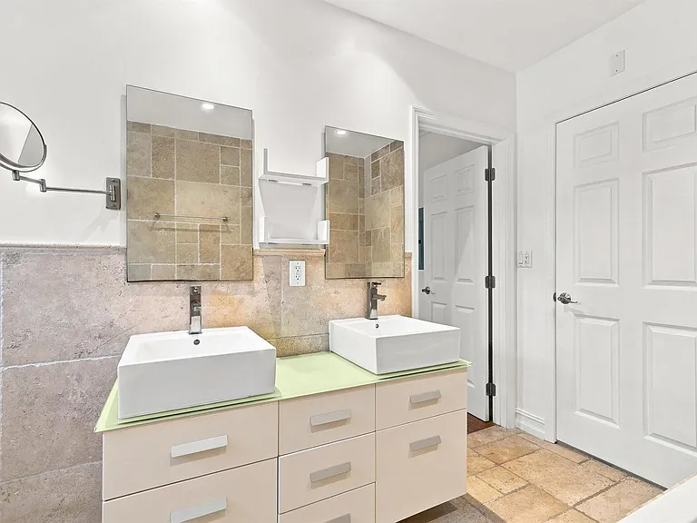 1658 Jackson St #1658 — Photo 10