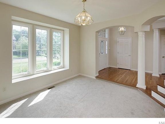5th image of 831 Dogwood Meadows Ct