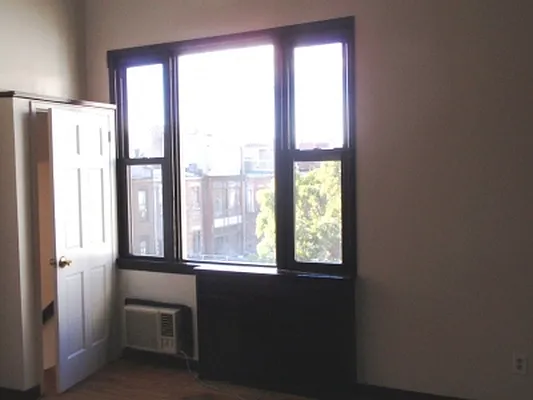 Rented by Citi Habitats | media 76