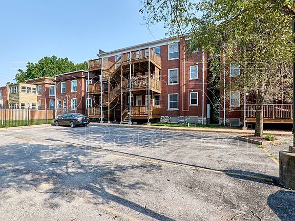 2nd image of 6126 Washington Ave #101