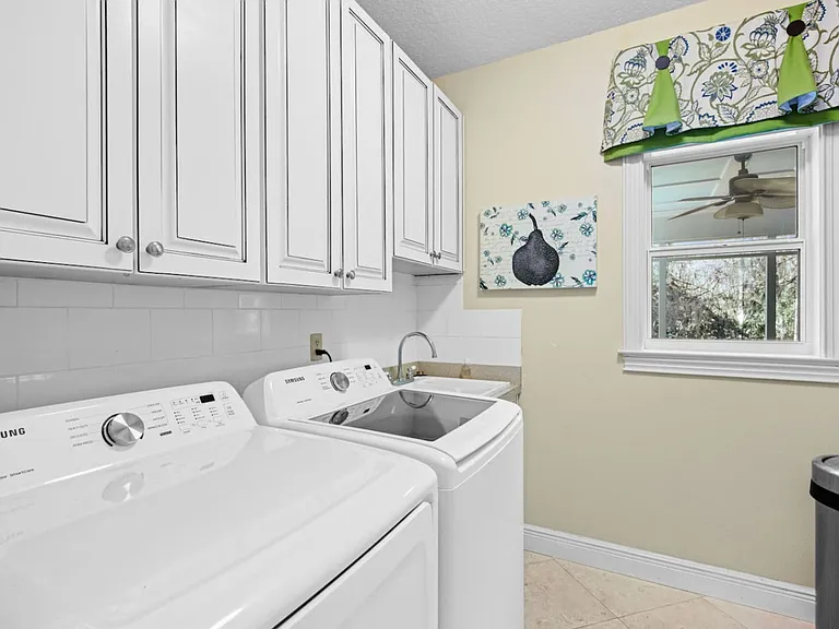 Laundry Room Cabinet