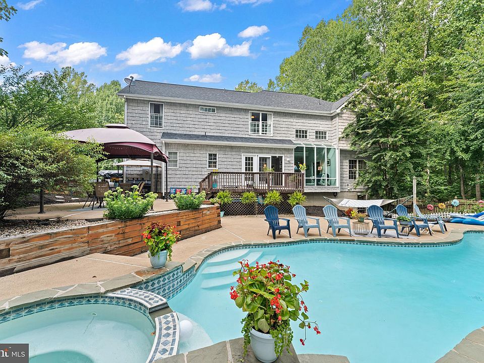 1st image of 4433 Tuliptree Ln