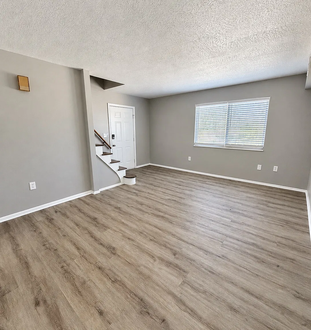 2 bed, $1,295 — Photo 4