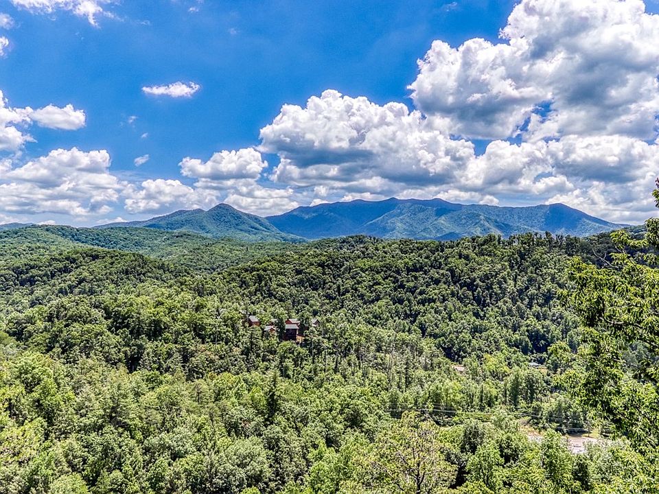 708 Park Vista Way, Gatlinburg, TN 37738 | Zillow